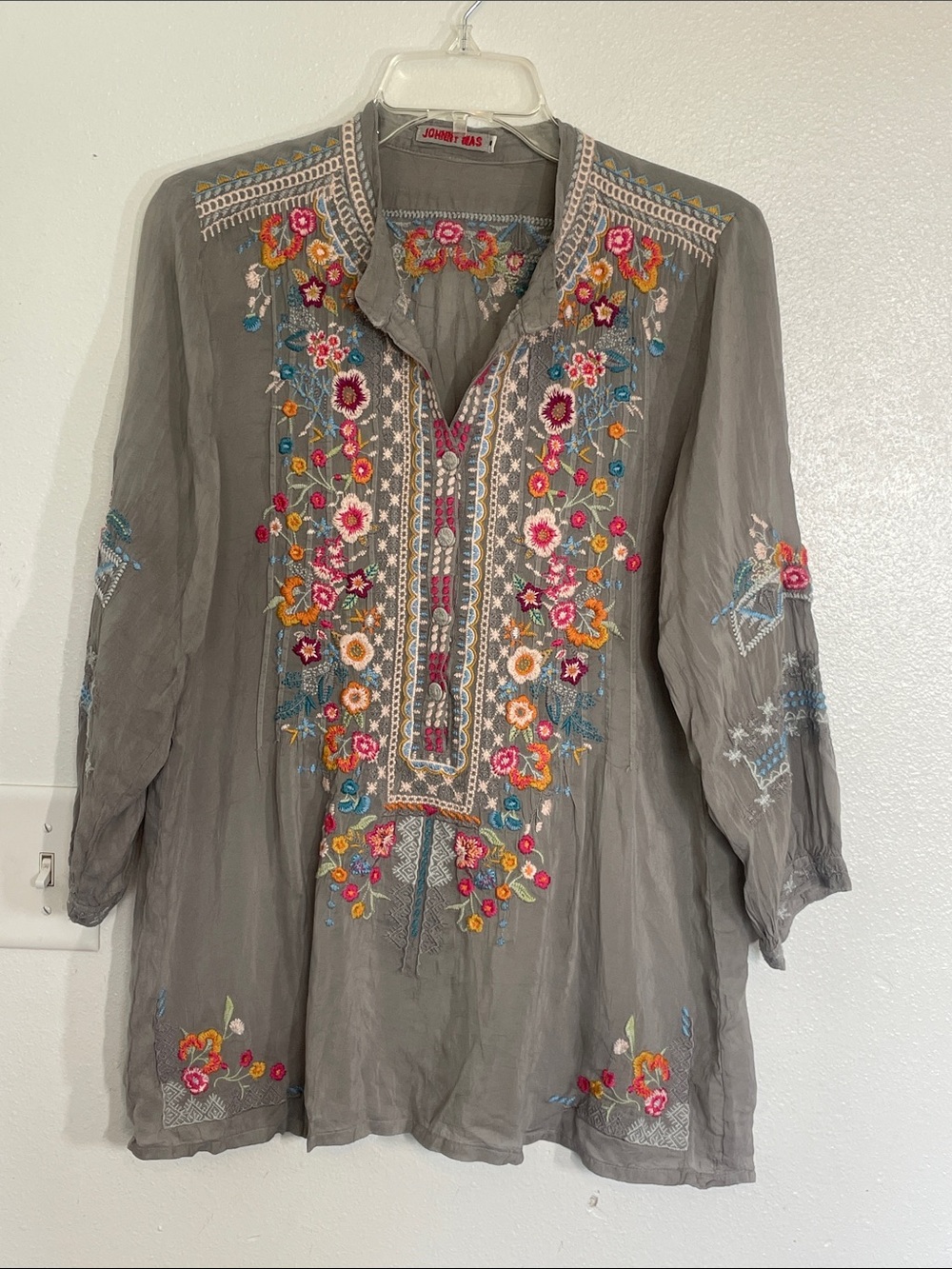 Johnny Was Gray Embroidered Floral Boho Tunic